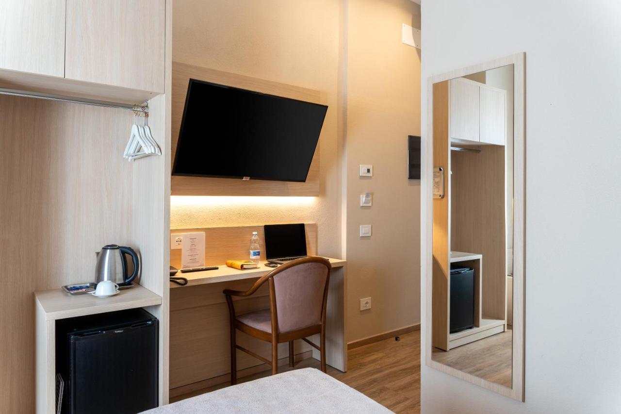 Hotel Victoria Coni Extérieur photo