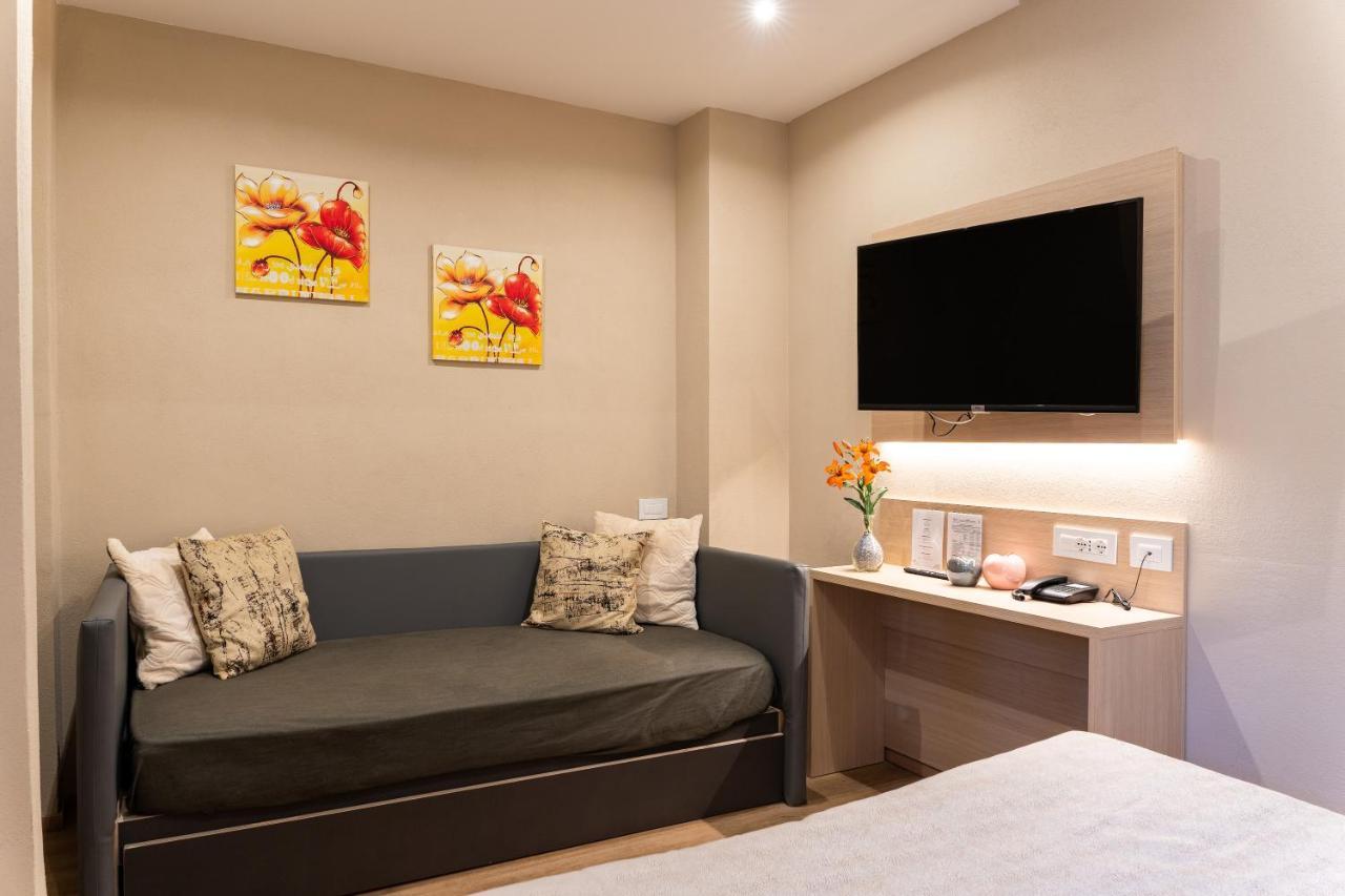 Hotel Victoria Coni Extérieur photo